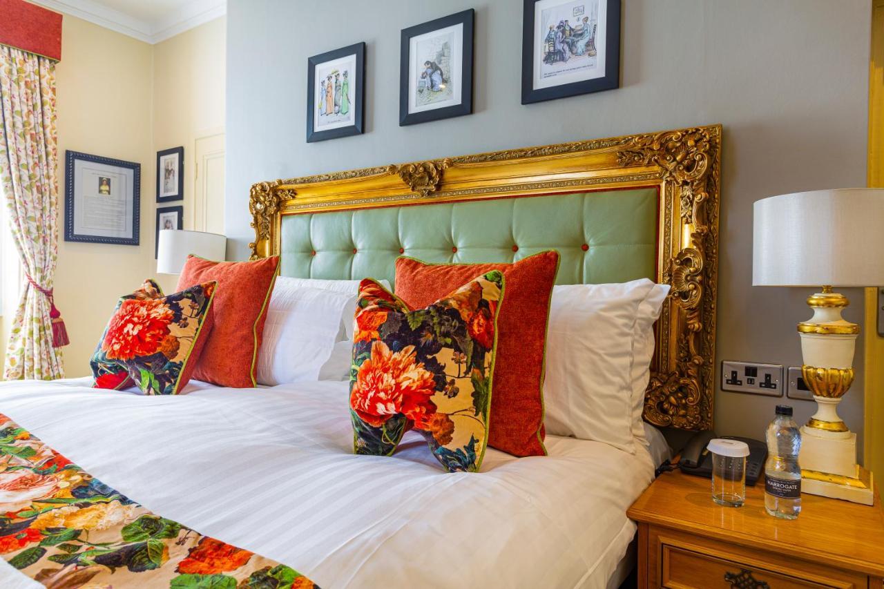 The Rutland Arms Hotel, Bakewell, Derbyshire ภายนอก รูปภาพ