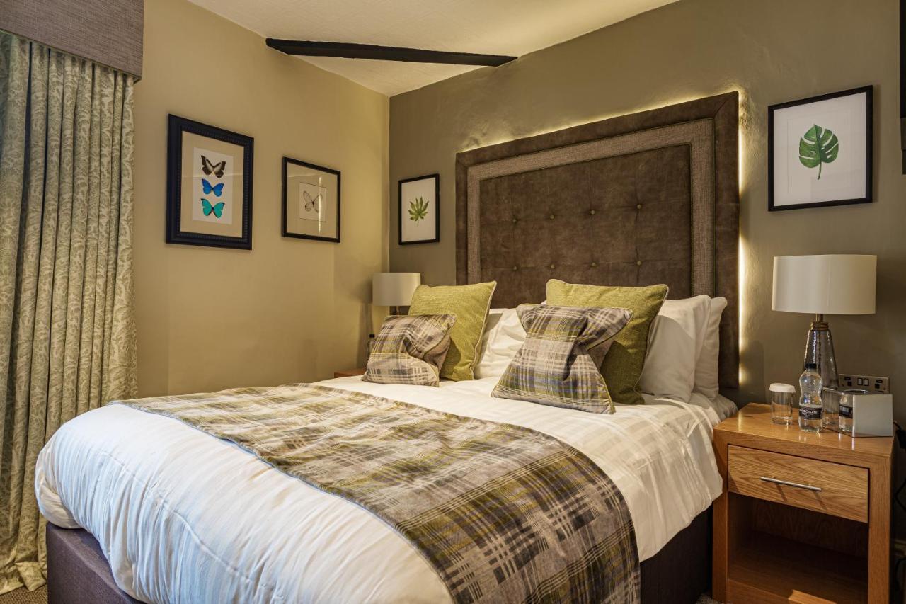 The Rutland Arms Hotel, Bakewell, Derbyshire ภายนอก รูปภาพ