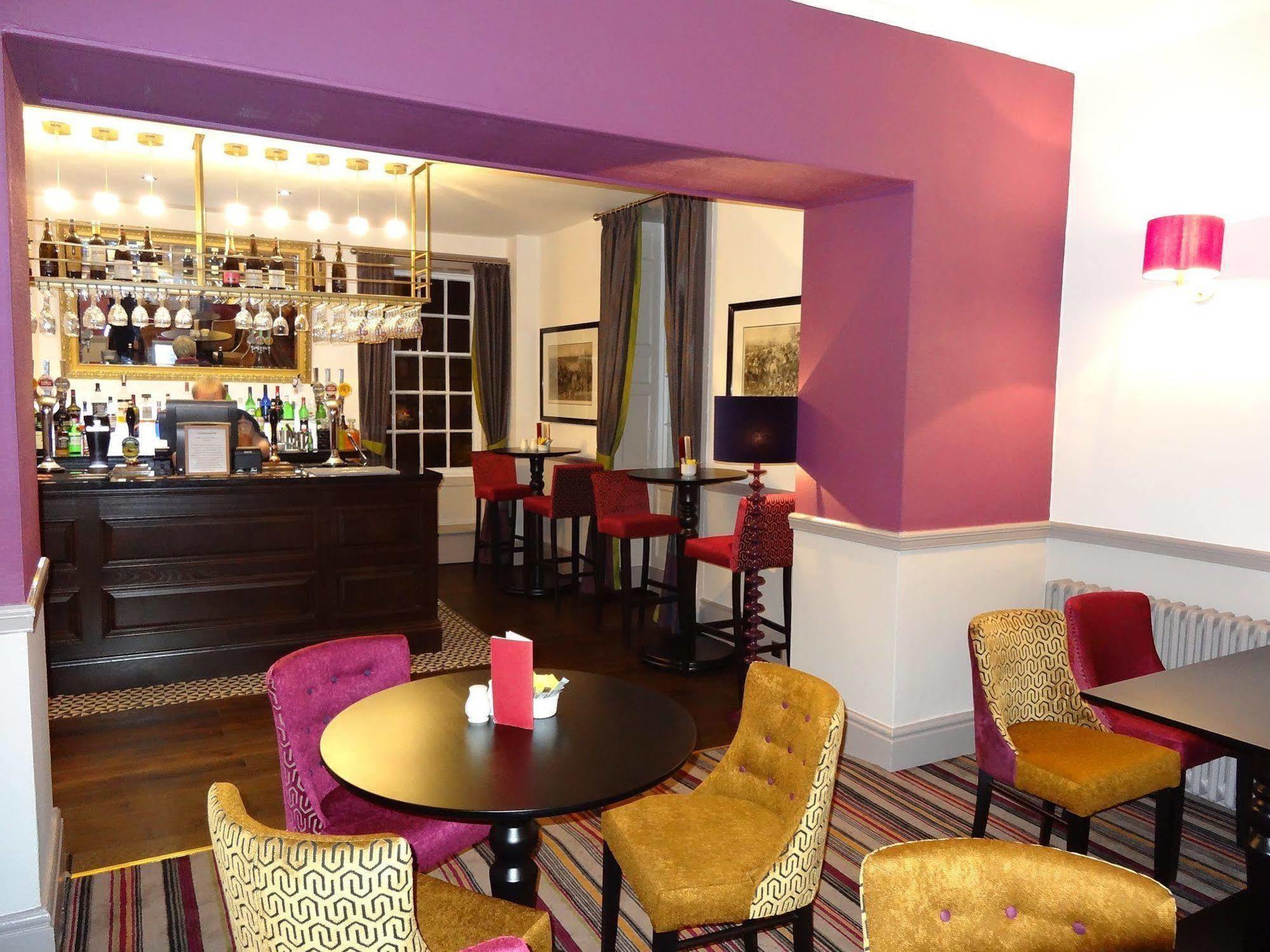 The Rutland Arms Hotel, Bakewell, Derbyshire ภายนอก รูปภาพ
